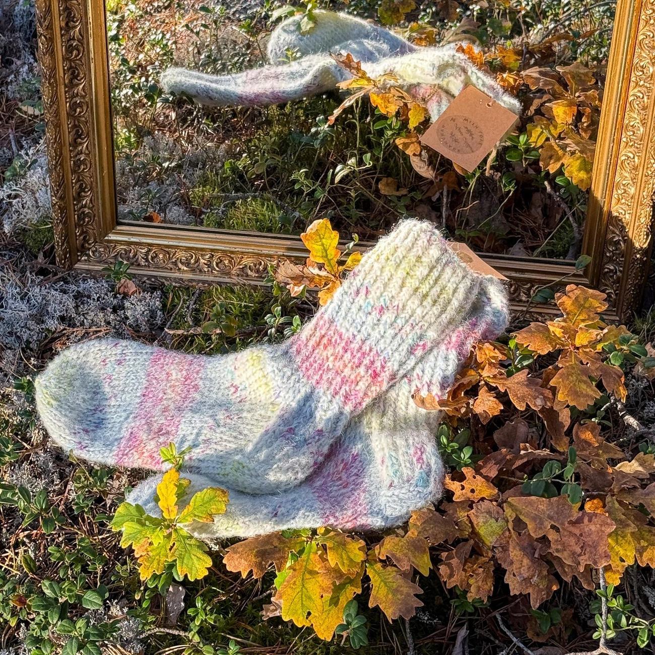 Wool & alpaca socks, soft pastel, photo 3