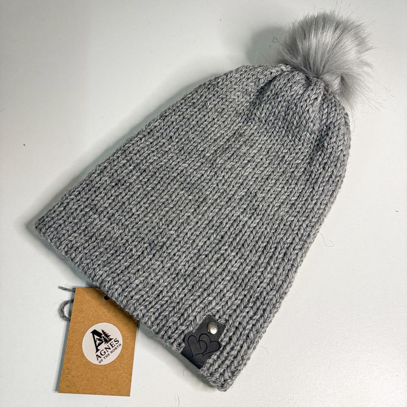 Grey wool beanie with pom, photo 2